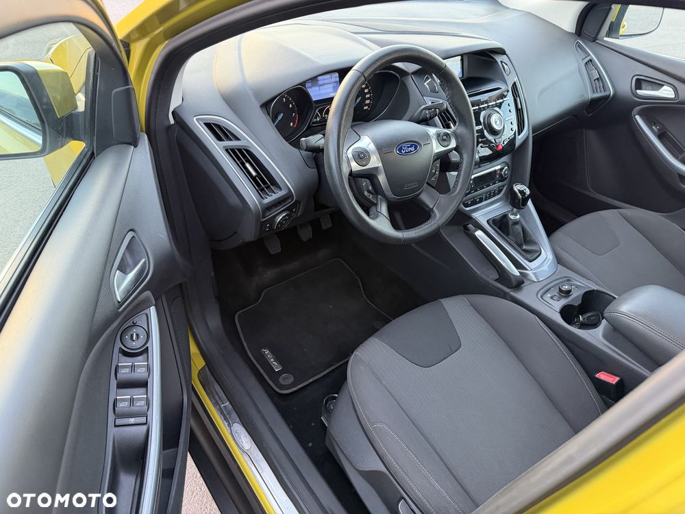Ford Focus 1.6 EcoBoost Gold X (Trend) - 10