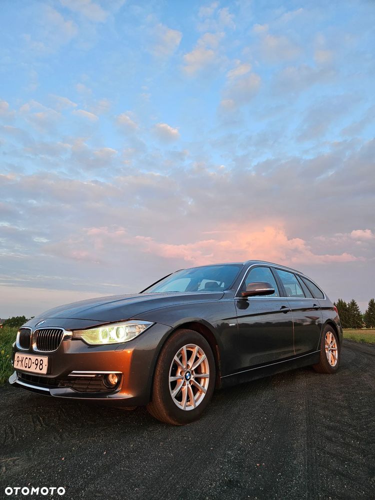 BMW Seria 3 320d Efficient Dynamics Edition Edition Luxury Line Purity - 9