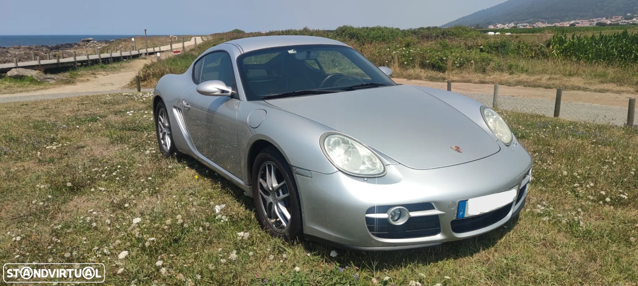 Porsche 718 Cayman - 1