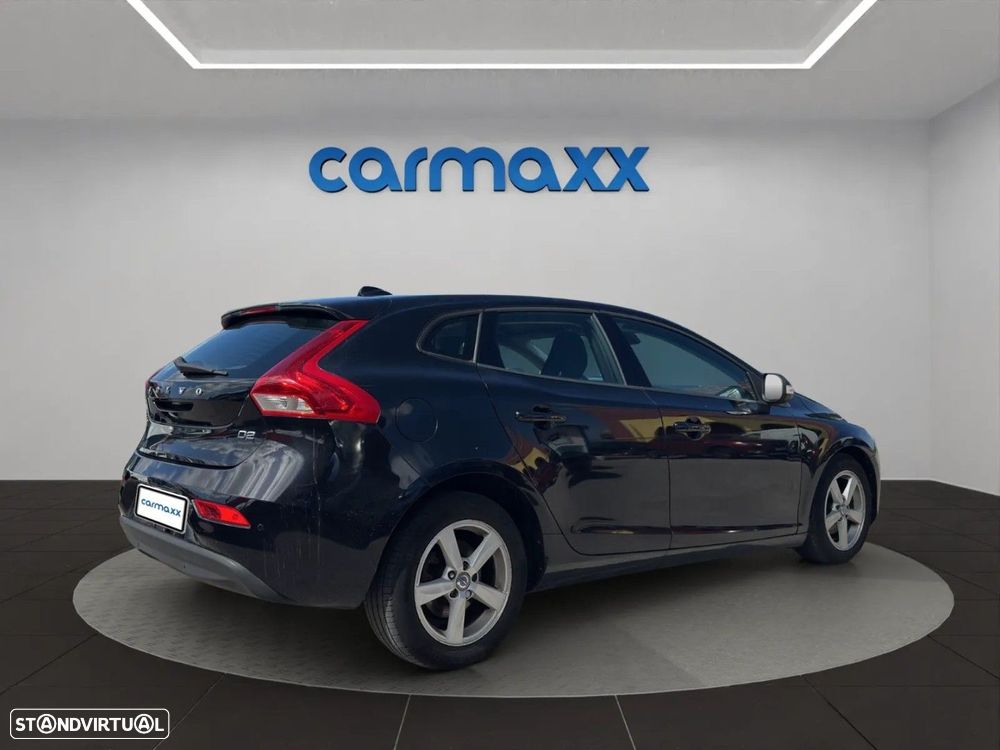 Volvo V40 1.6 D2 Momentum - 6