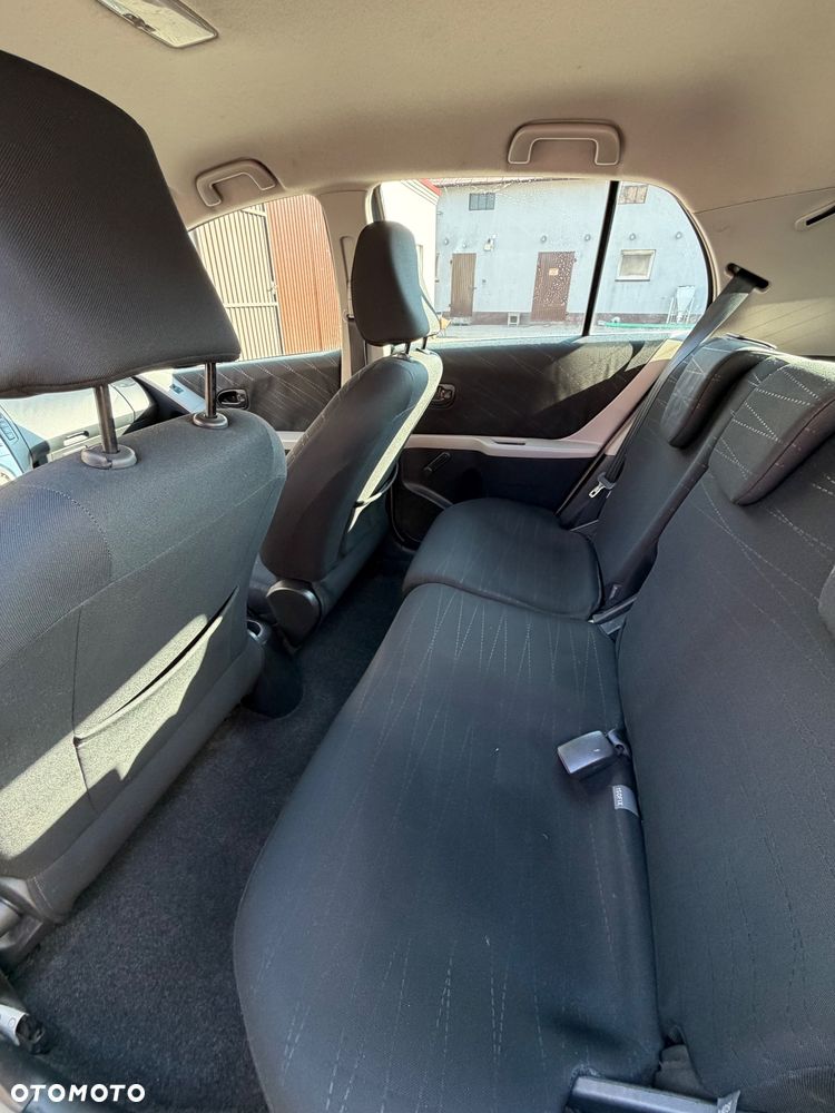 Toyota Yaris - 3