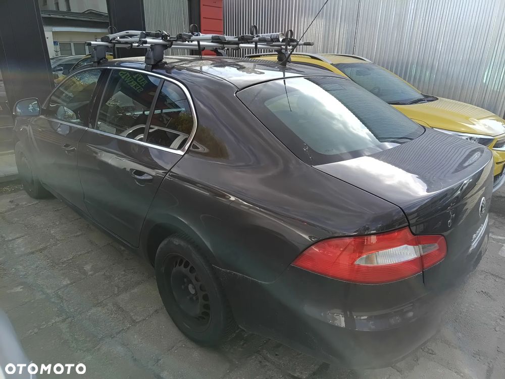 Skoda Superb 2.0 TDI Ambition - 5