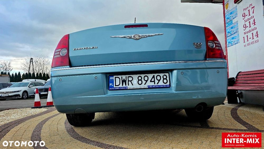 Chrysler 300C - 16