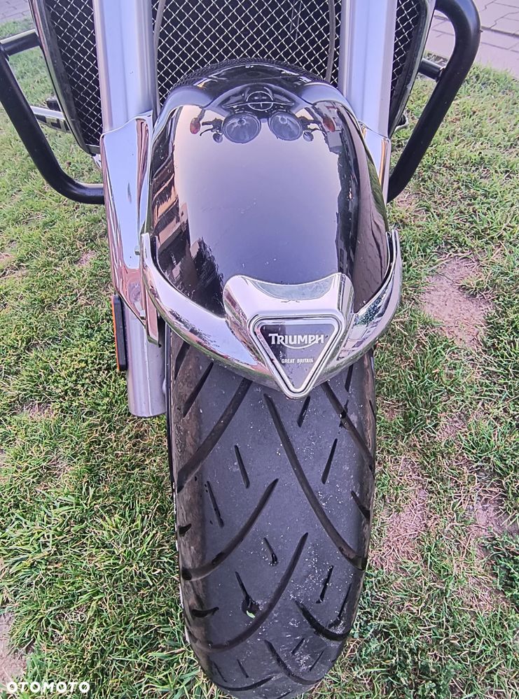 Triumph Rocket - 5