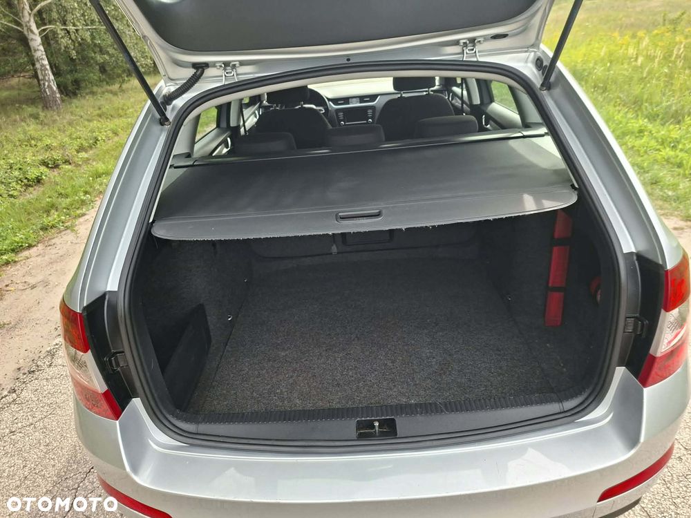 Skoda Octavia 1.6 TDI Ambition - 8
