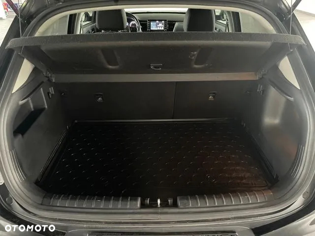 Kia Stonic 1.6 CRDi Platinum Edition - 21