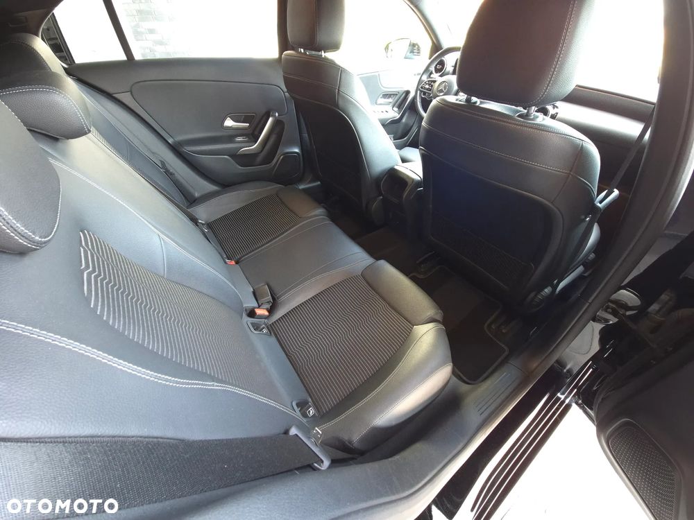 Mercedes-Benz Klasa A 200 d Edycja specjalna 8G-DCT - 22