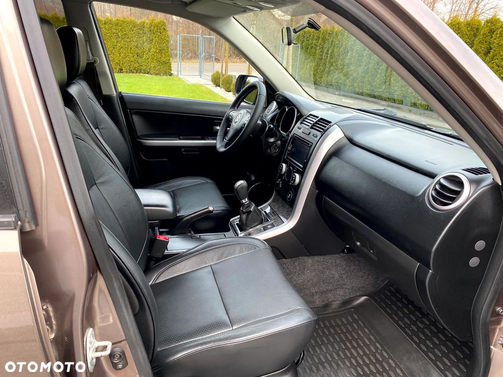 Suzuki Grand Vitara - 11