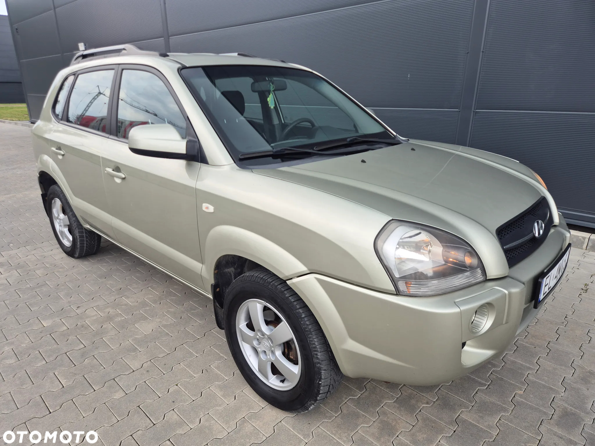 Hyundai Tucson 2.0 Comfort 2WD - 8