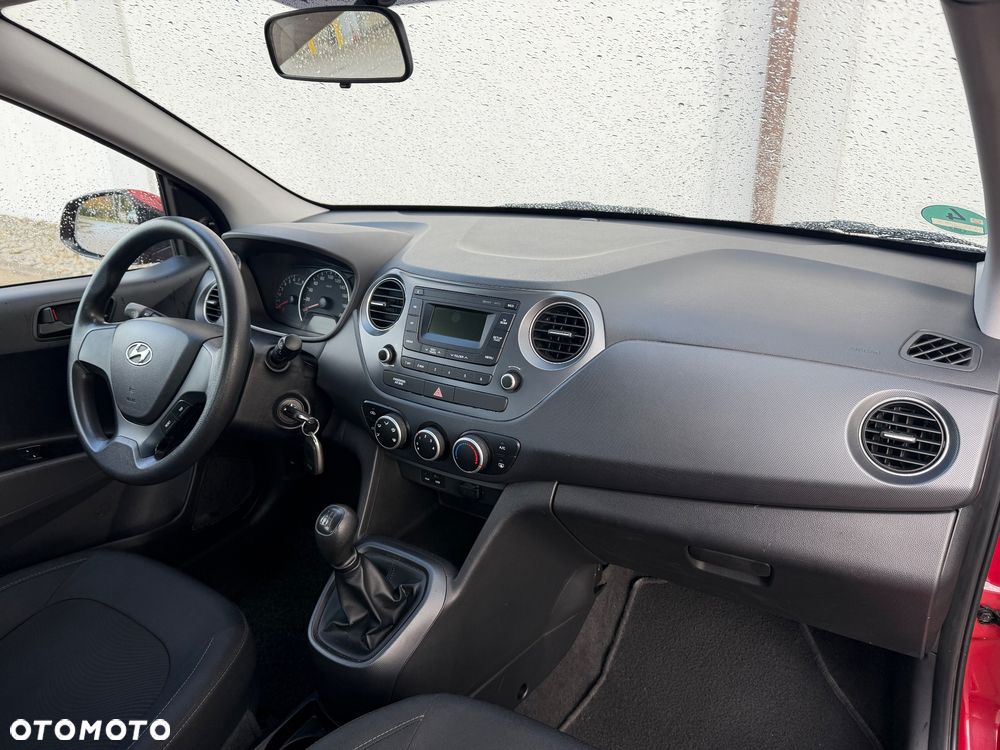 Hyundai i10 1.0 - 20