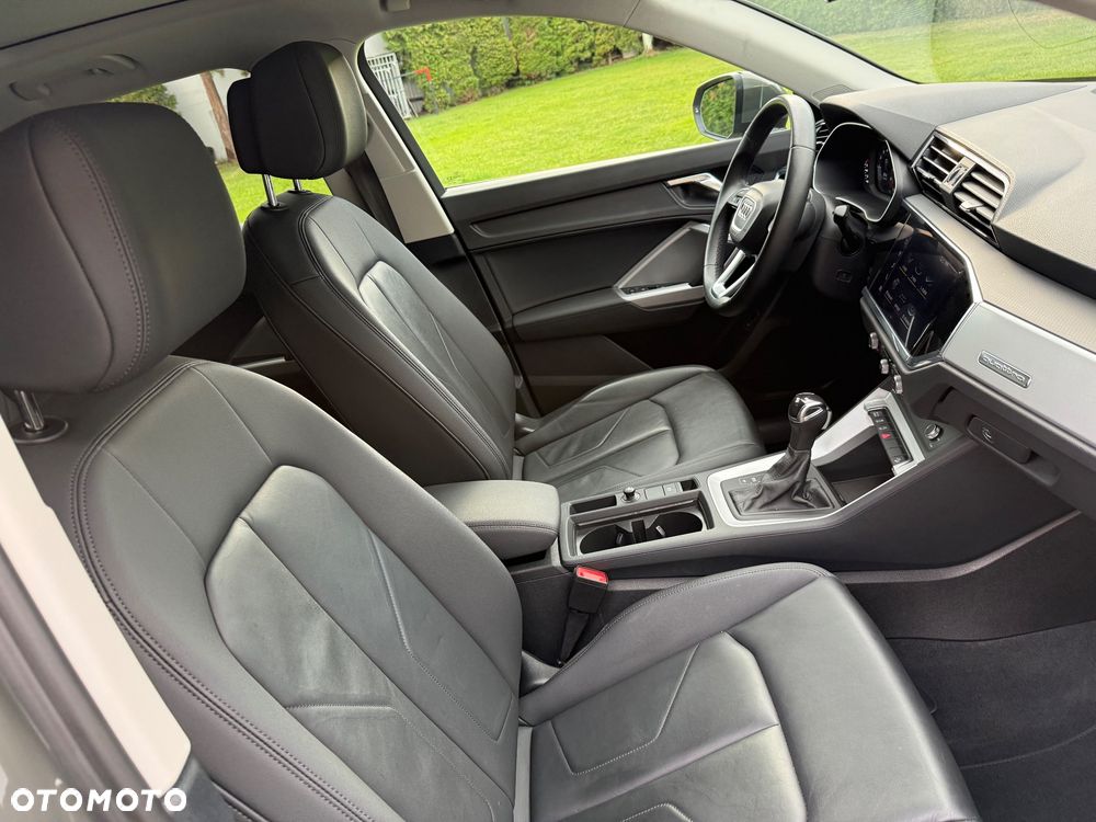 Audi Q3 45 TFSI Quattro S Line S tronic - 24