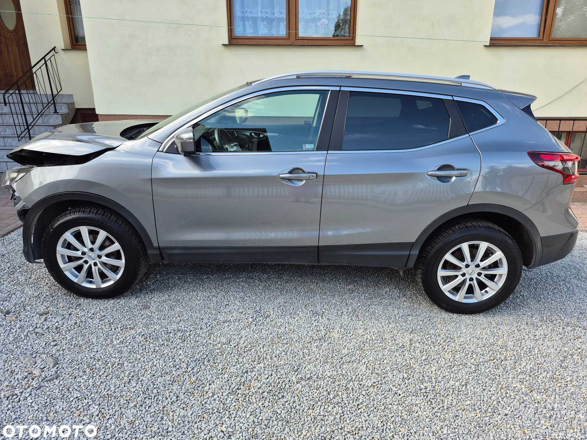 Nissan Qashqai 1.6 DIG-T N-Connecta - 18