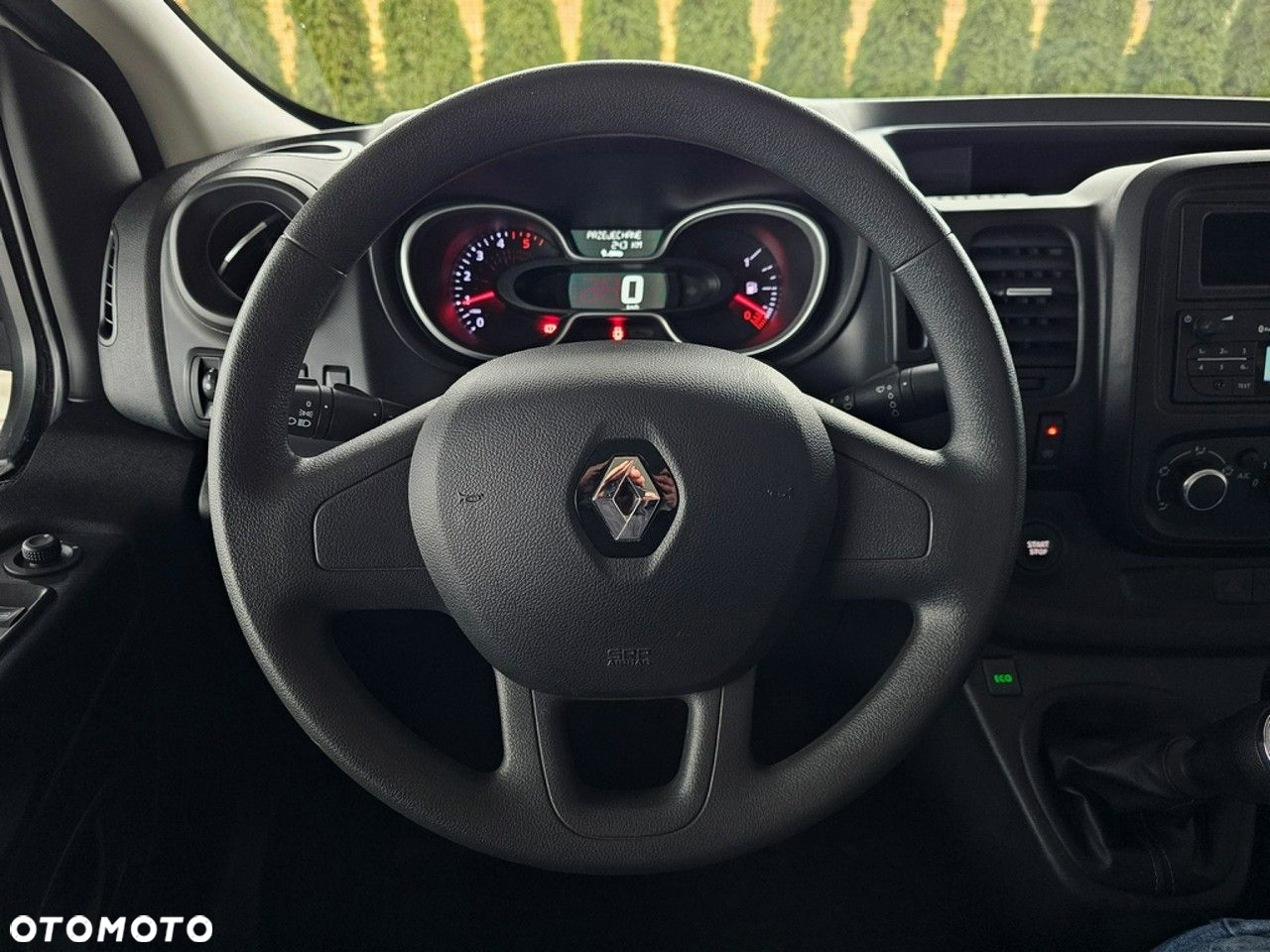 Renault Trafic - 15