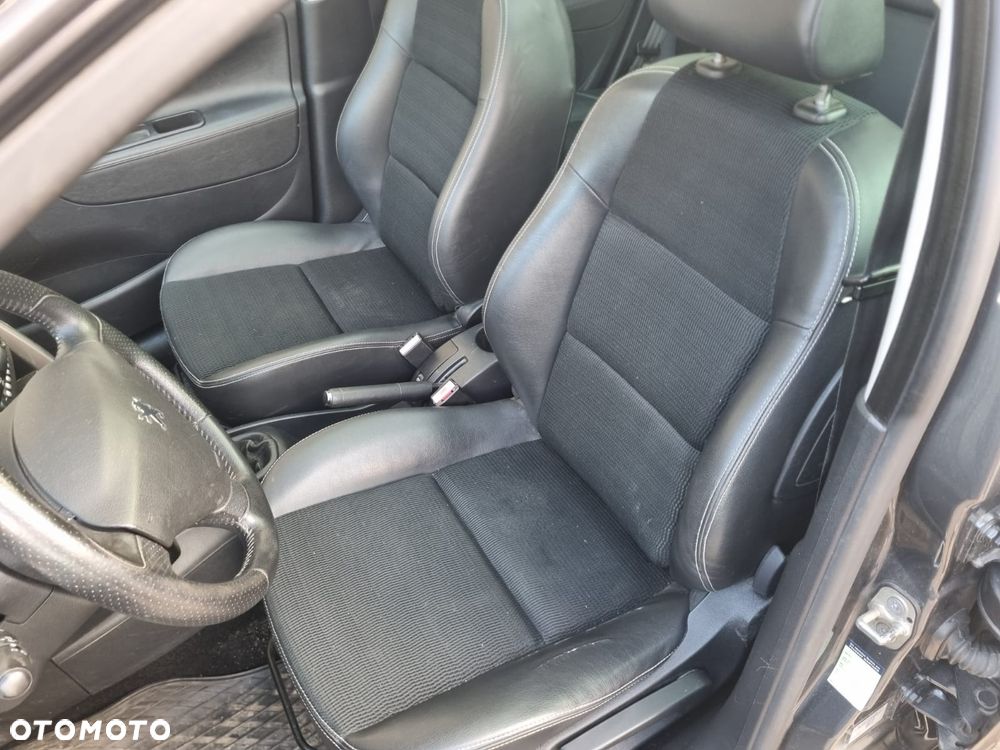 Peugeot 207 95 VTi Premium - 6