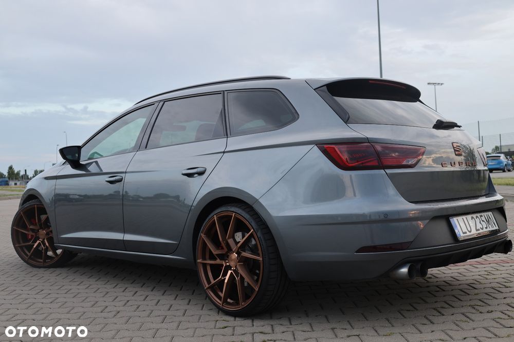 Seat Leon 2.0 TSI Cupra S&S DSG - 2