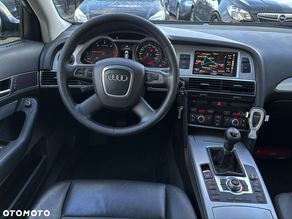 Audi A6 Avant - 27