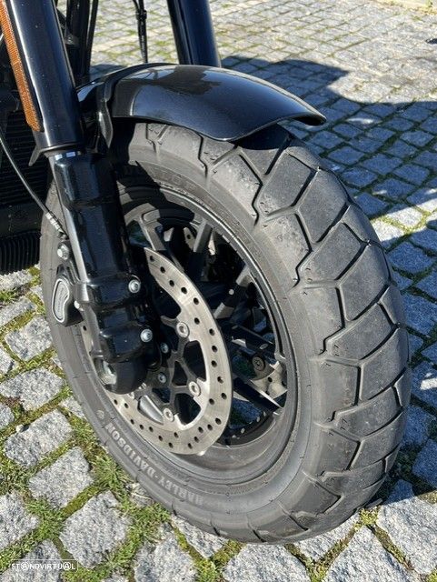 Harley-Davidson Softail FAT BOB 114 - 43