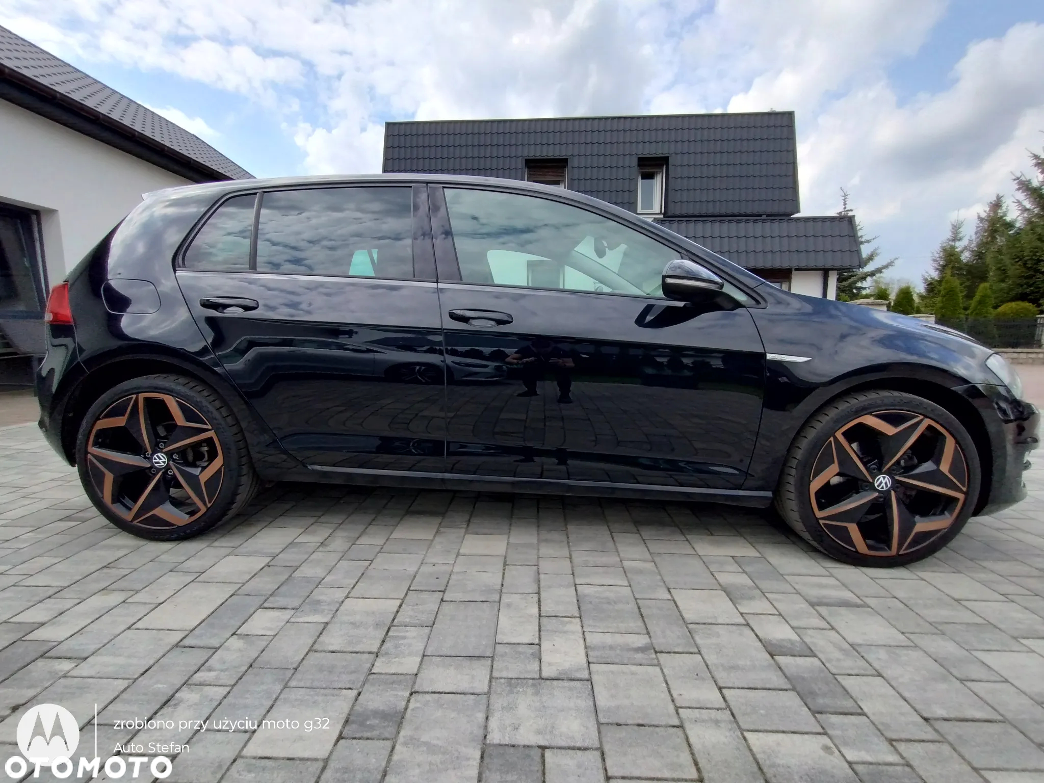 Volkswagen Golf - 8