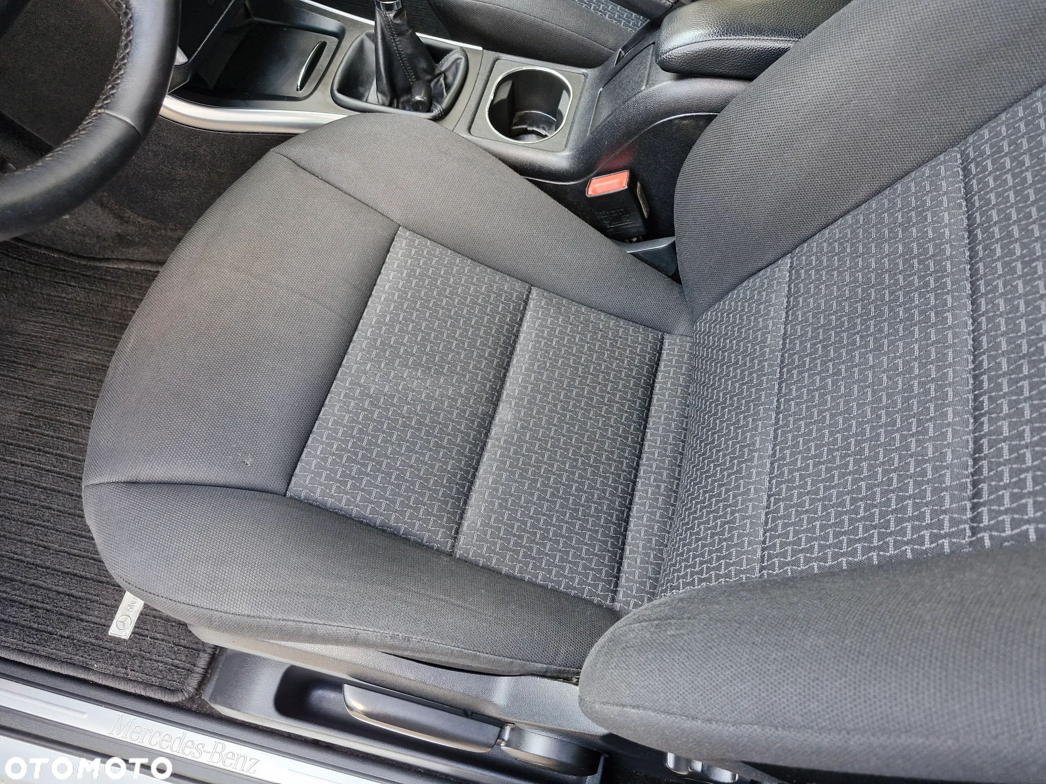 Mercedes-Benz Klasa B 180 BlueEffICIENCY - 24