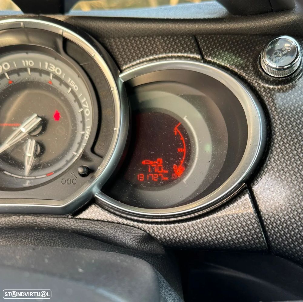 Citroën DS3 1.6 HDi Airdream Sport Chic - 8