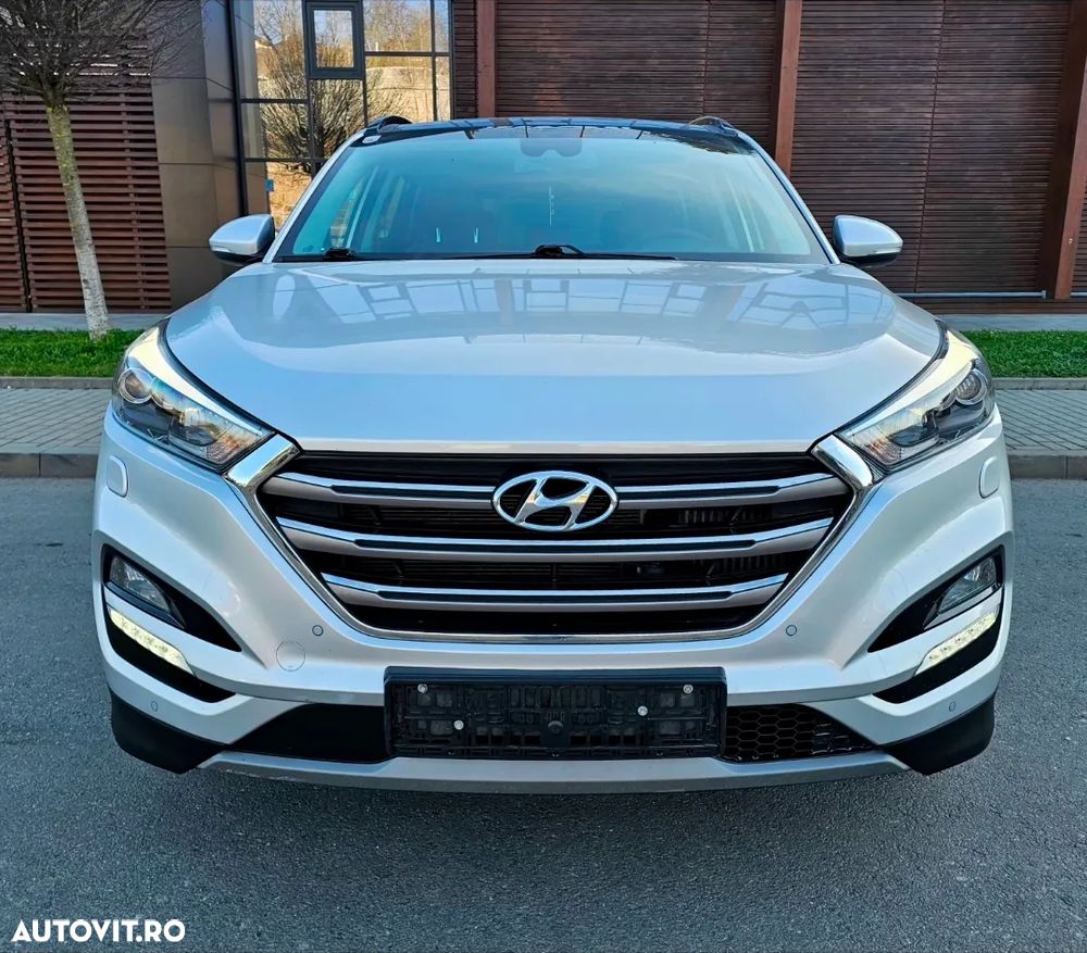 Hyundai Tucson 2.0 CRDI 4WD Automatik Advantage - 2