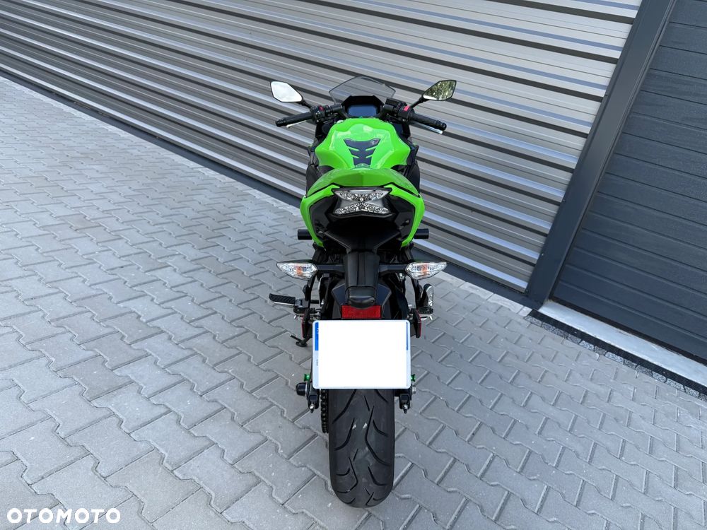 Kawasaki Ninja - 7