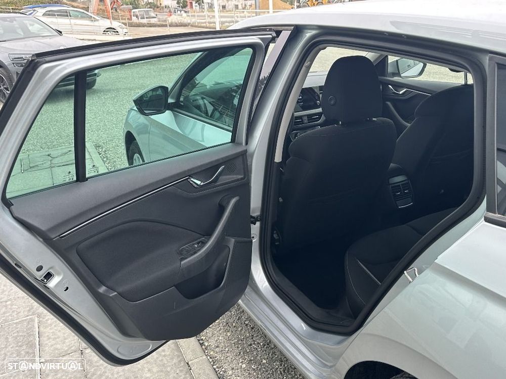 Skoda Scala 1.0 TSI DSG - 10