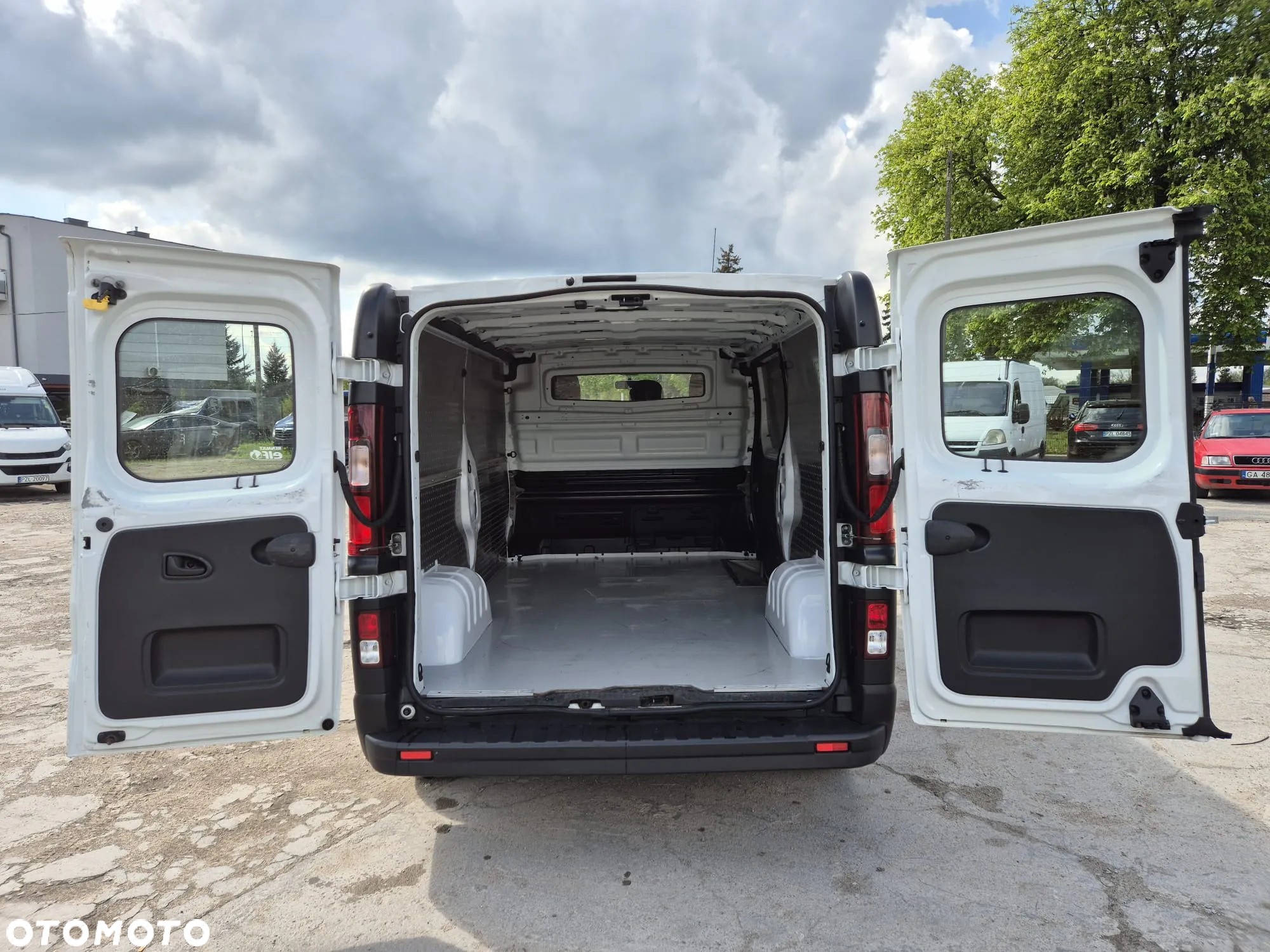 Renault Trafic L2H1 2,9t Pack Clim - 14