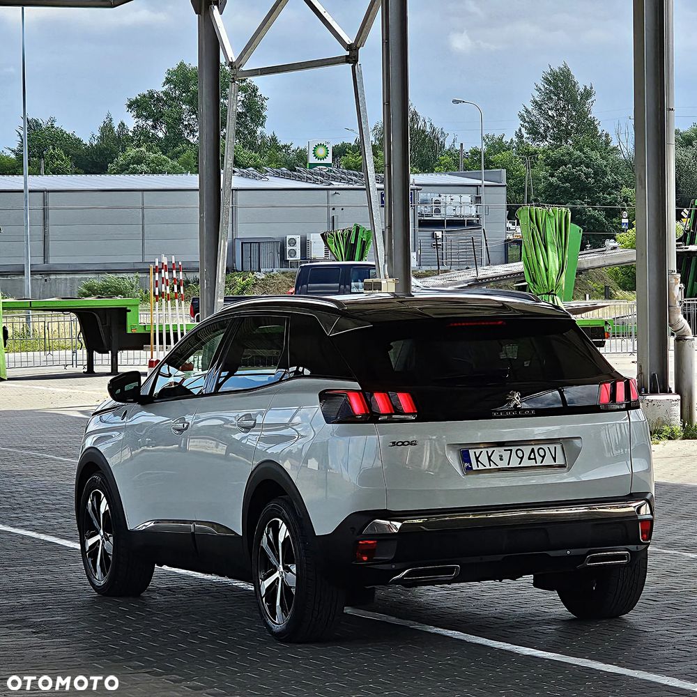 Peugeot 3008 1.6 PureTech GT S&S EAT8 - 11