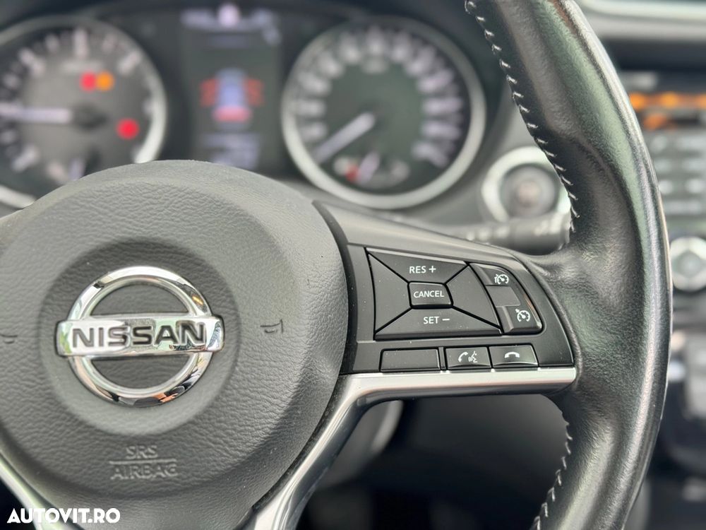 Nissan Qashqai 1.5 DCI TEKNA - 14
