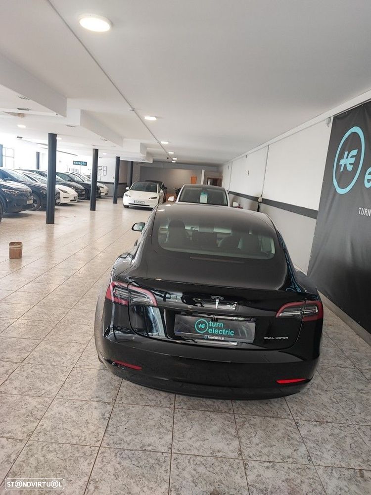 Tesla Model 3 Long Range AWD Dual Motor — fotografia 5