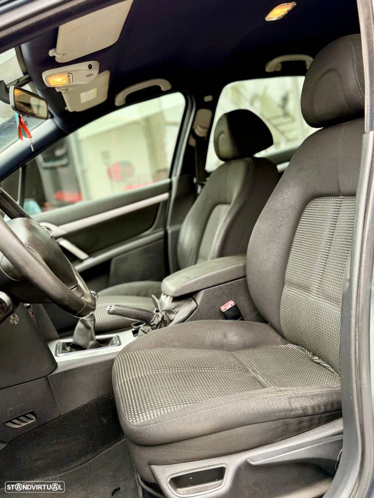 Peugeot 407 1.6 HDi Executive - 22