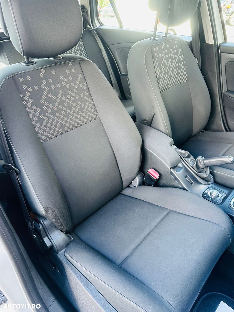 Renault Megane 1.5 dCi Authentique - 13