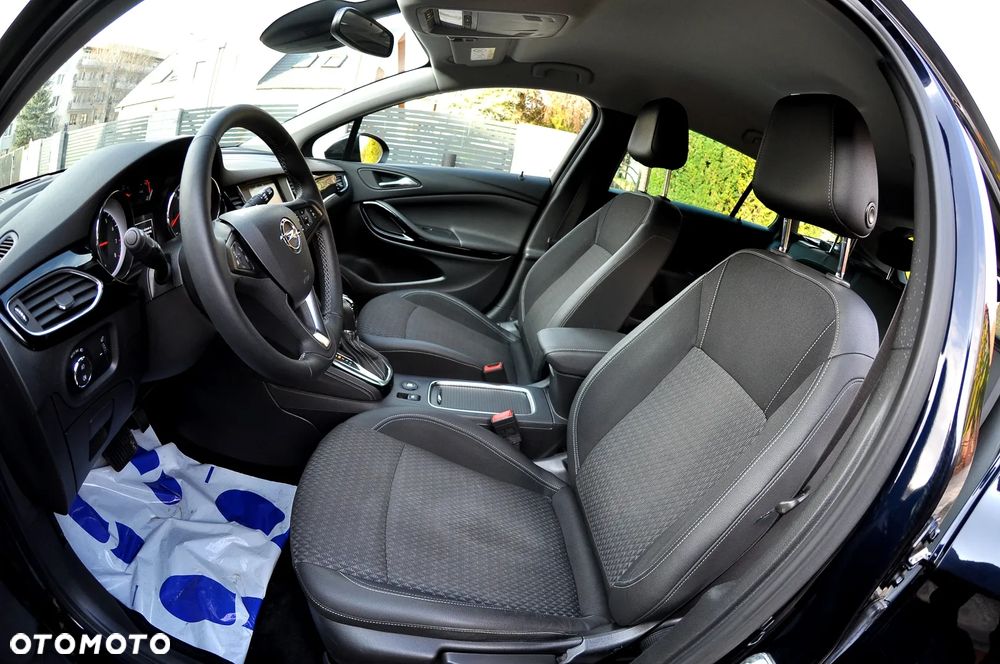 Opel Astra 1.4 T Dynamic S&S - 23