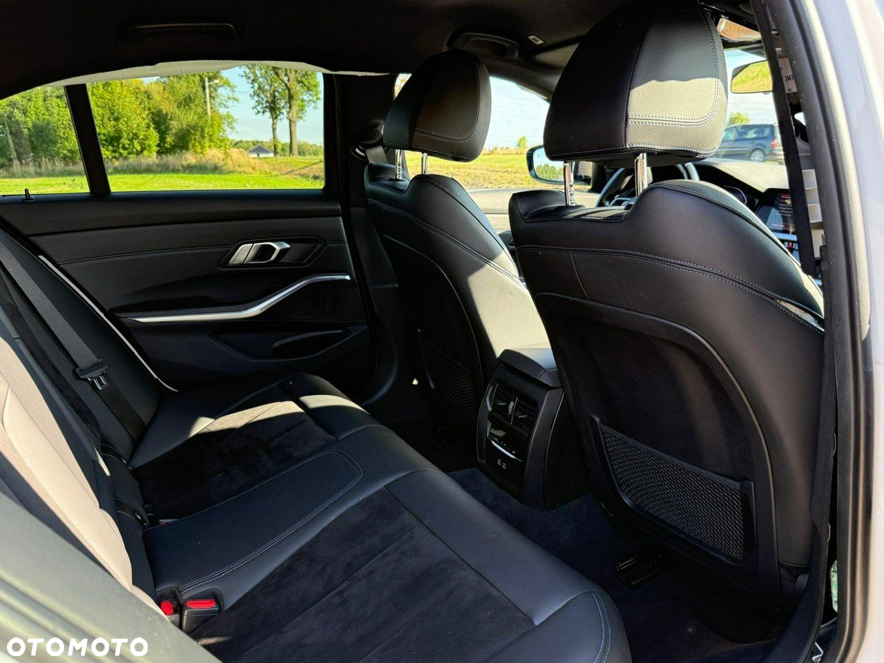 BMW Seria 3 - 16