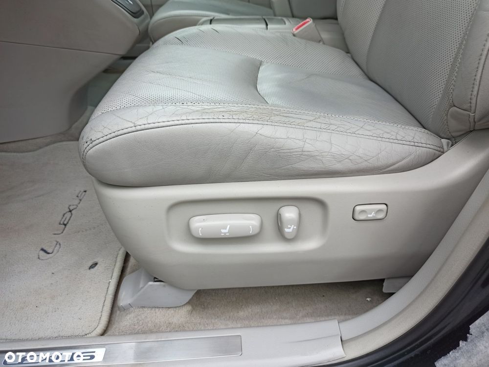 Lexus RX - 35