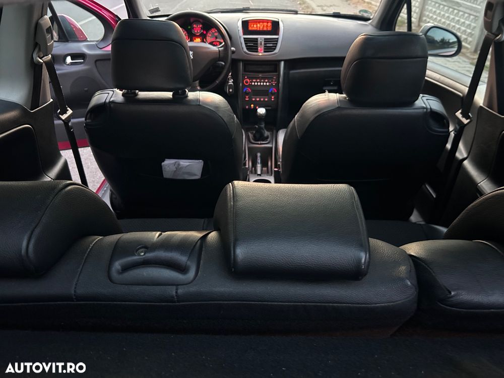 Peugeot 207 150 THP Sport - 11