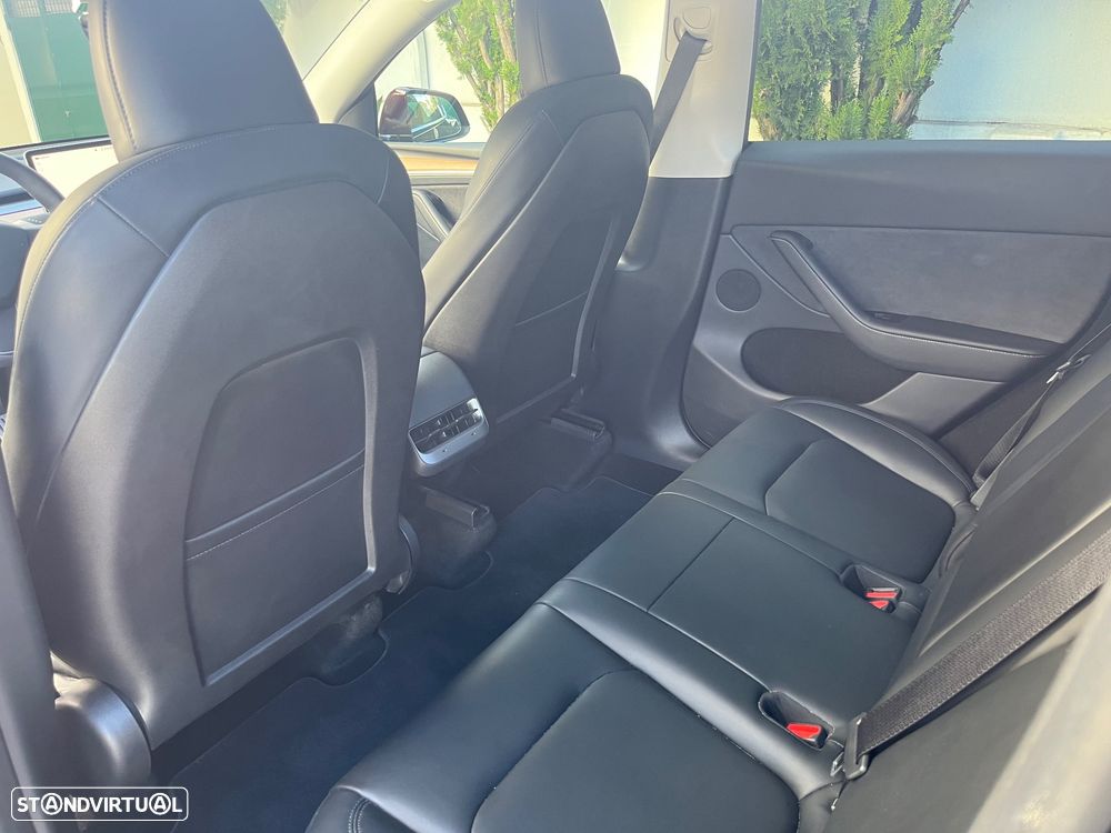 Tesla Model Y Performance Tração Integral - 12