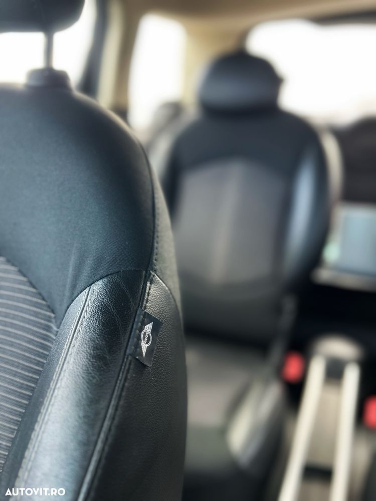 Mini Countryman Cooper D ALL4 AT - 9