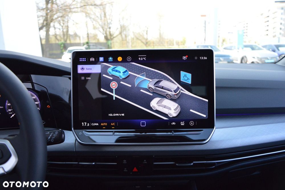 Volkswagen Golf Variant 1.5 eTSI mHEV Life Plus DSG - 20