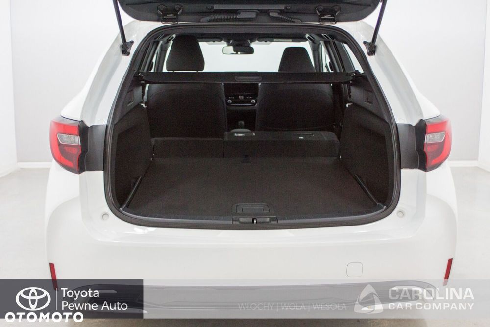Toyota Corolla 1.8 Hybrid Comfort - 17