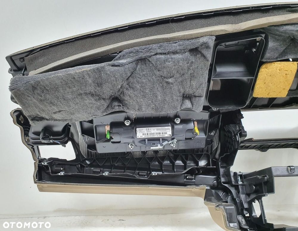 DESKA ROZDZIELCZA KONSOLA PODUSZKI AIRBAG MERCEDES W207 EUROPA - 6