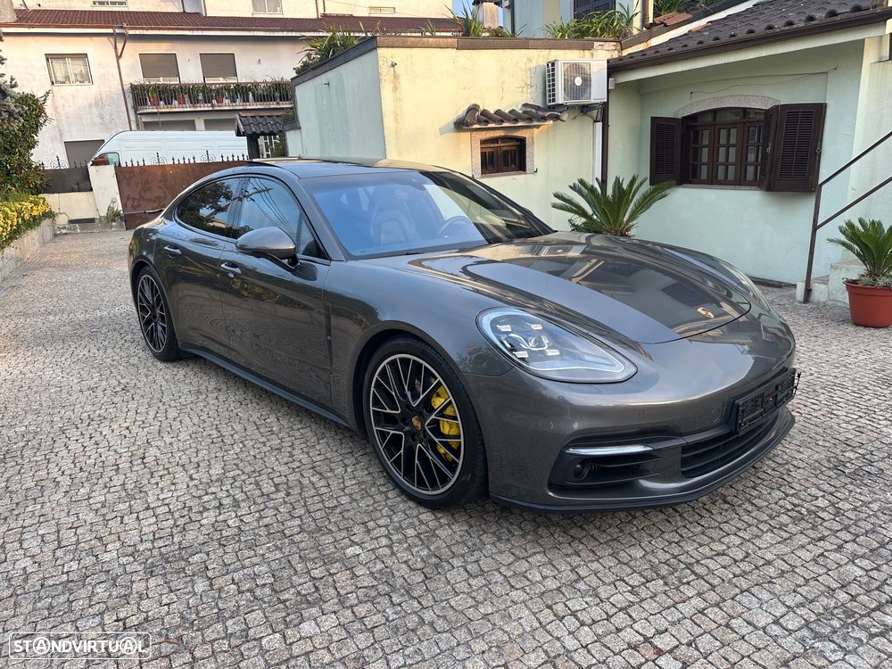 Porsche Panamera 4 S - 3