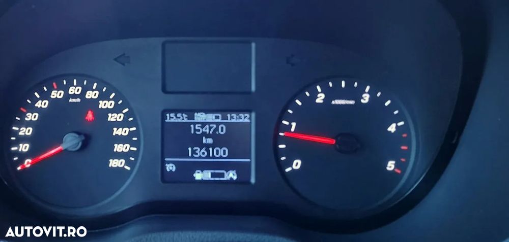 Mercedes-Benz Sprinter - 9