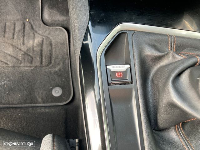 Peugeot 3008 1.5 BlueHDi Active - 24