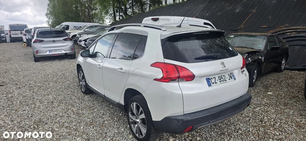Peugeot 2008 e-HDi FAP 115 STOP & START Allure - 2