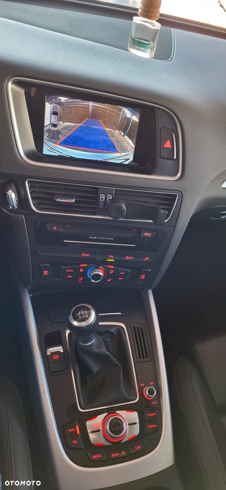 Audi Q5 2.0 TDI Quattro (clean diesel) - 10