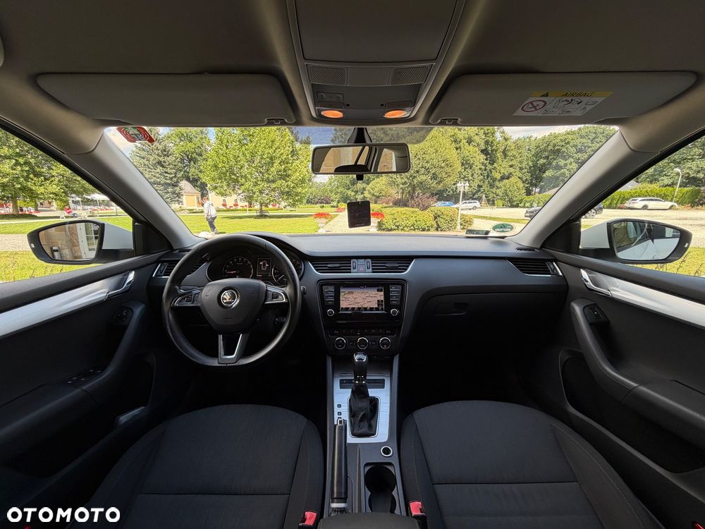 Skoda Octavia 1.6 TDI Ambition DSG - 11