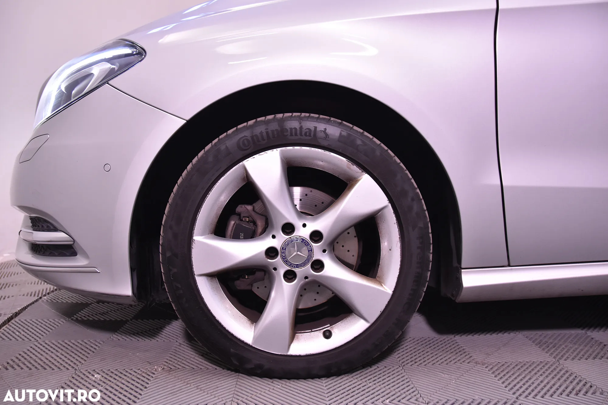 Mercedes-Benz B 180 7G-DCT - 13