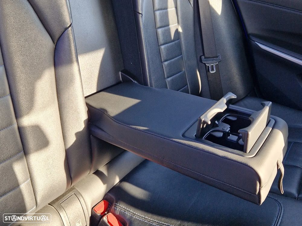 BMW 330 i Pack M Auto - 45